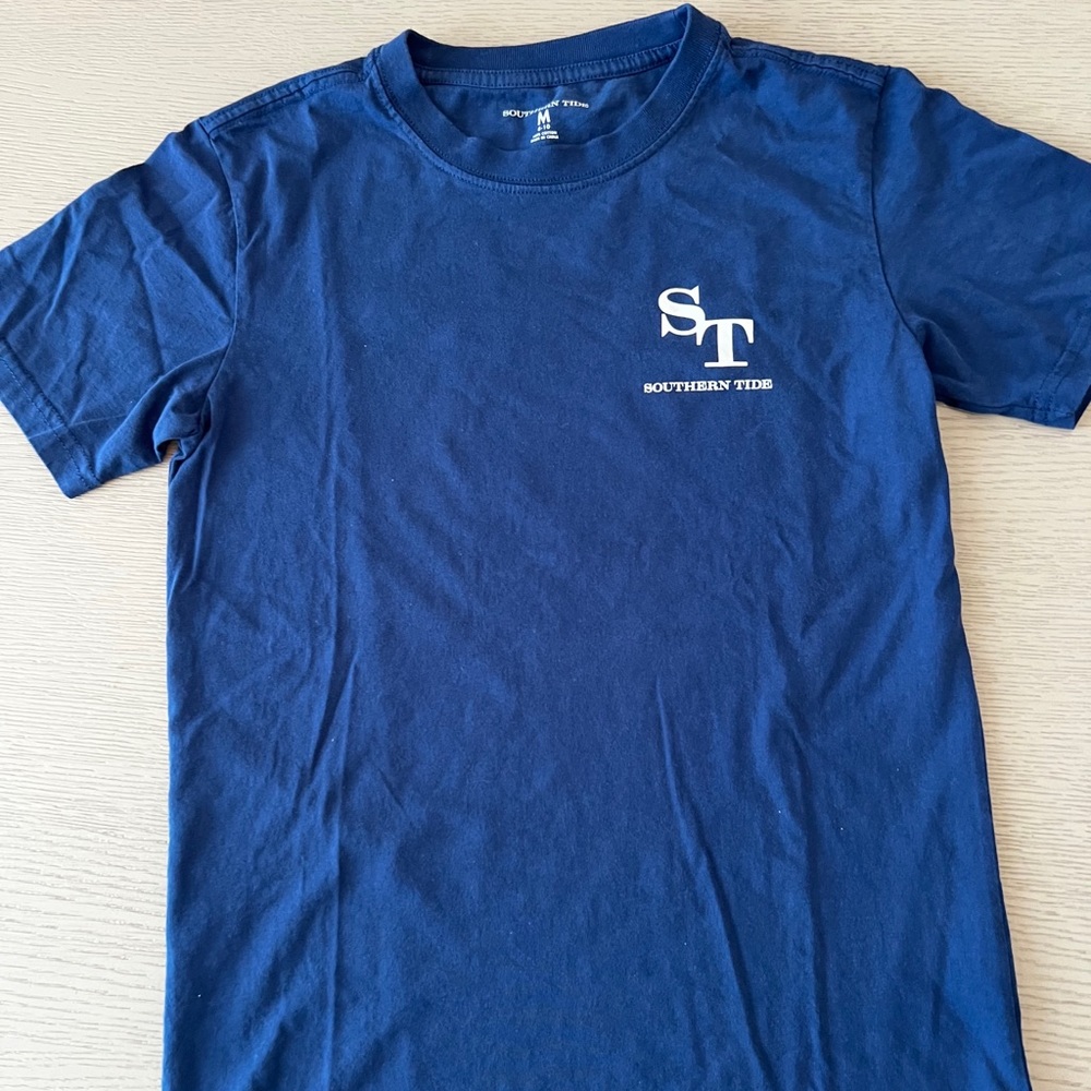 Boys Southern Tide tee sz M